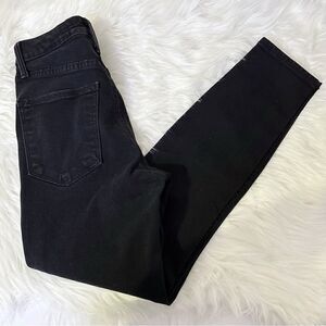 ɢᴜᴄ ᴍᴀᴅᴇ ɪɴ ᴜꜱᴀ ʜɪɢʜ-ᴡᴀɪꜱᴛ “ᴊᴜꜱᴛ ʙʟᴀᴄᴋ ᴅᴇɴɪᴍ” ᴅɪꜱᴛʀᴇꜱꜱᴇᴅ ꜰᴀᴅᴇᴅ ᴄʀᴏᴘᴘᴇᴅ ᴊᴇᴀɴꜱ